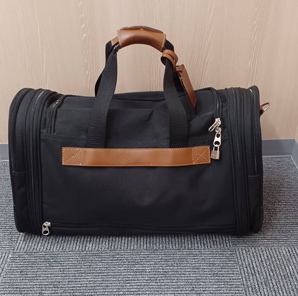 LANCEL　ランセル　ボストン　バッグ　ブラック　トラベル　旅行　ビジネス　出張　大容量　美品_画像2