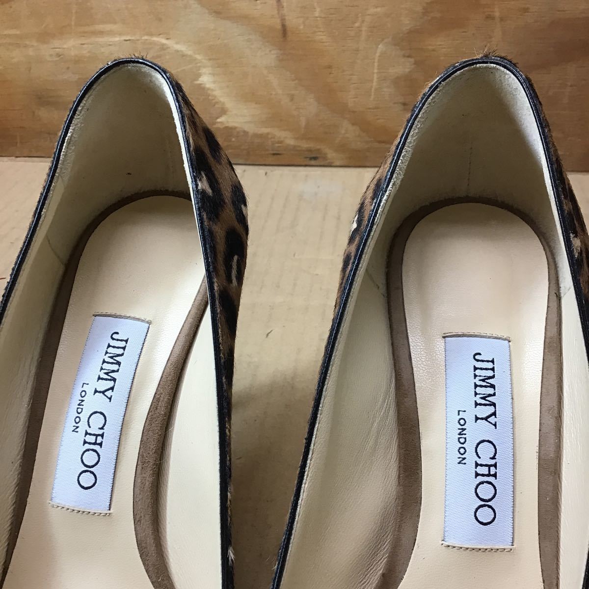 JIMMY CHOO パンプス ヒョウ柄サイズ36.5 ヒール7cm 中古_画像3