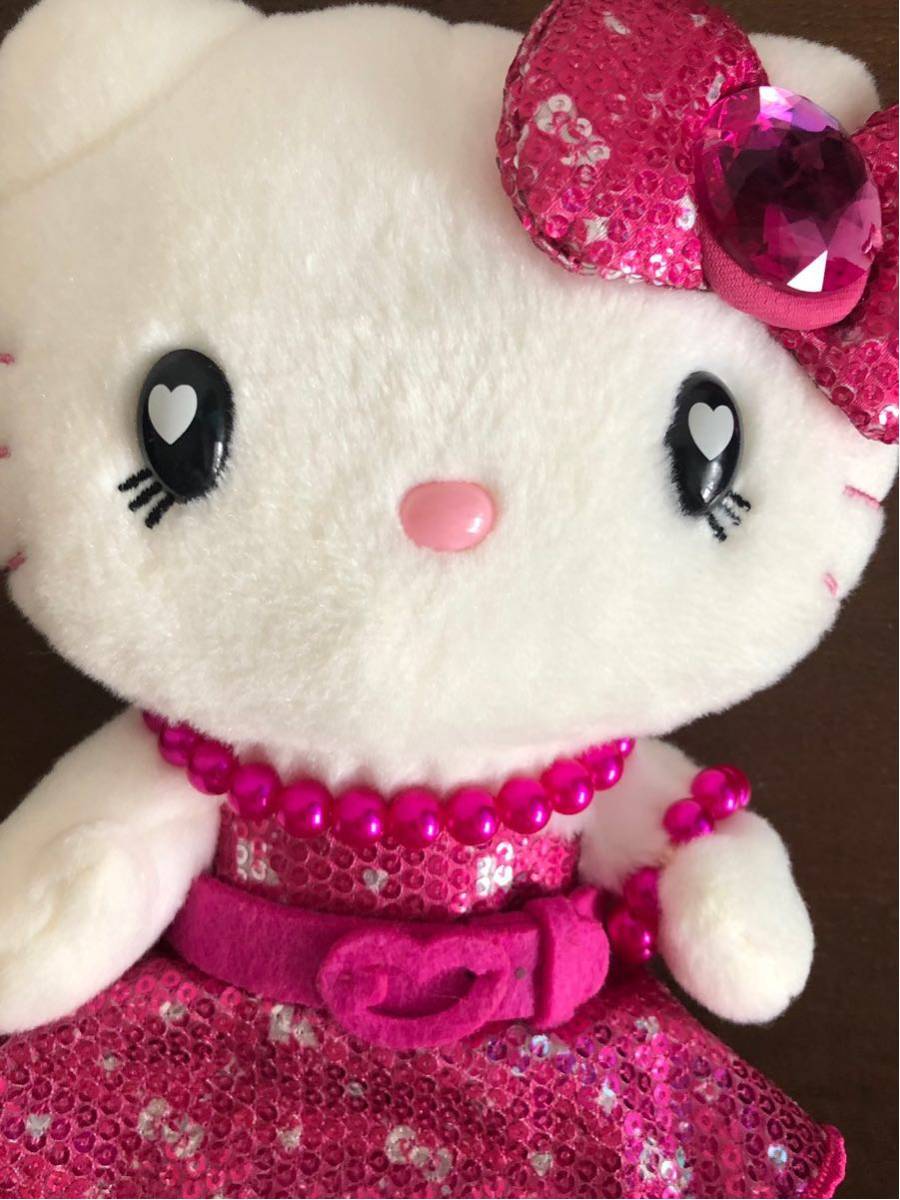 ☆ハローキティ☆USJ ぬいぐるみ 目がハート スパンコール ☆ハローキティ☆USJ ぬいぐるみ 目がハート スパンコール