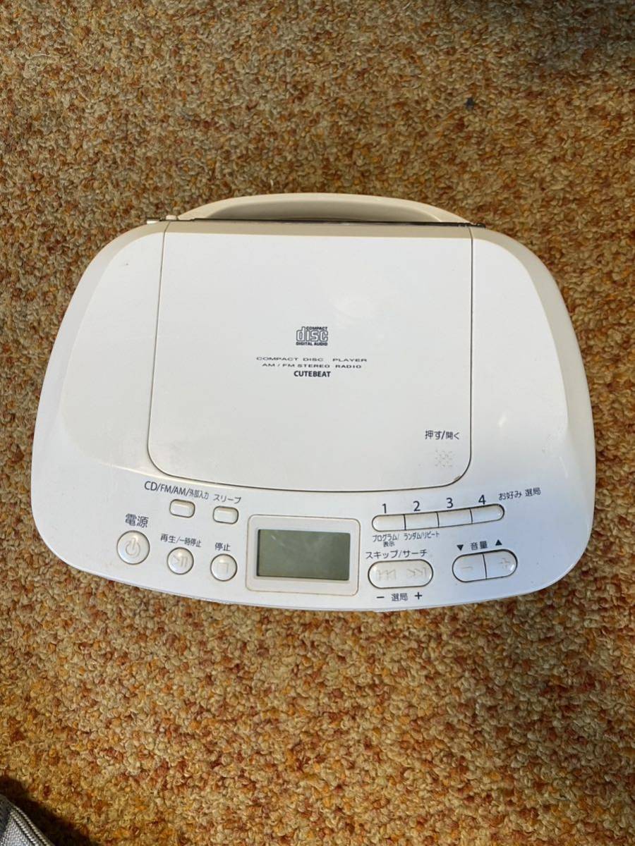 中古☆ジャンク品☆TOSHIBA☆ラジオ_画像1