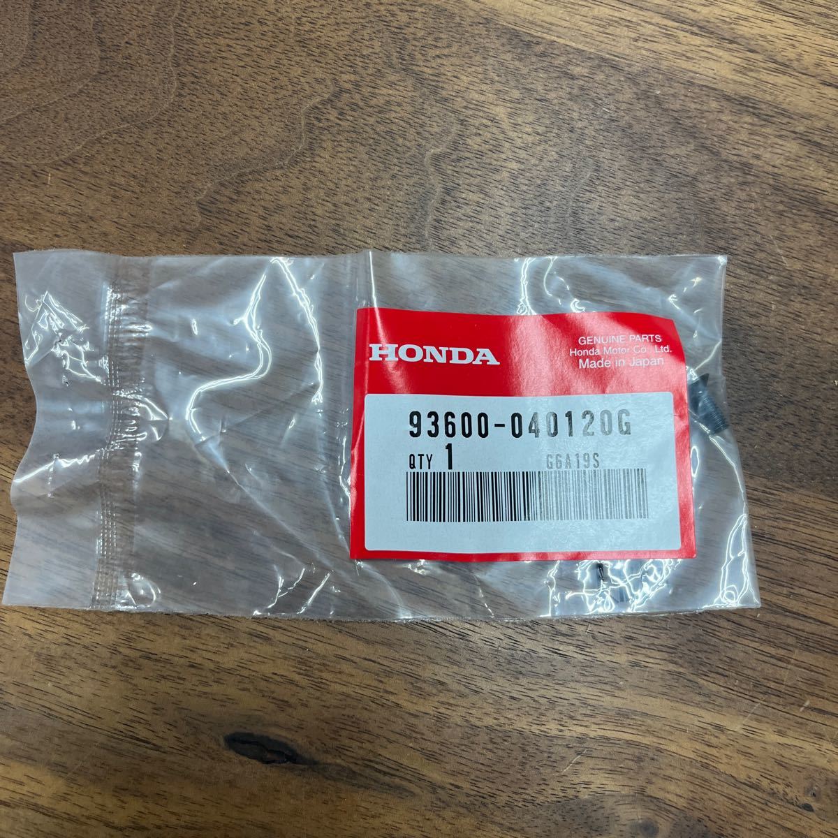 MB-460★クリックポスト(全国一律送料185円) HONDA ホンダ 純正品 シリンダーキャップスクリュー 93600-040120G 新品 バイク部品 G-4/①_画像1