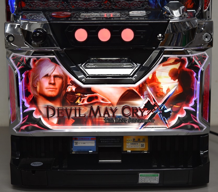 YKK11-51 現状品 RODEO ロデオ Devil may cry デビルメイクライクロス コイン不要機 パチスロ実機 通電動作確認済 新潟市直接取引可_画像3