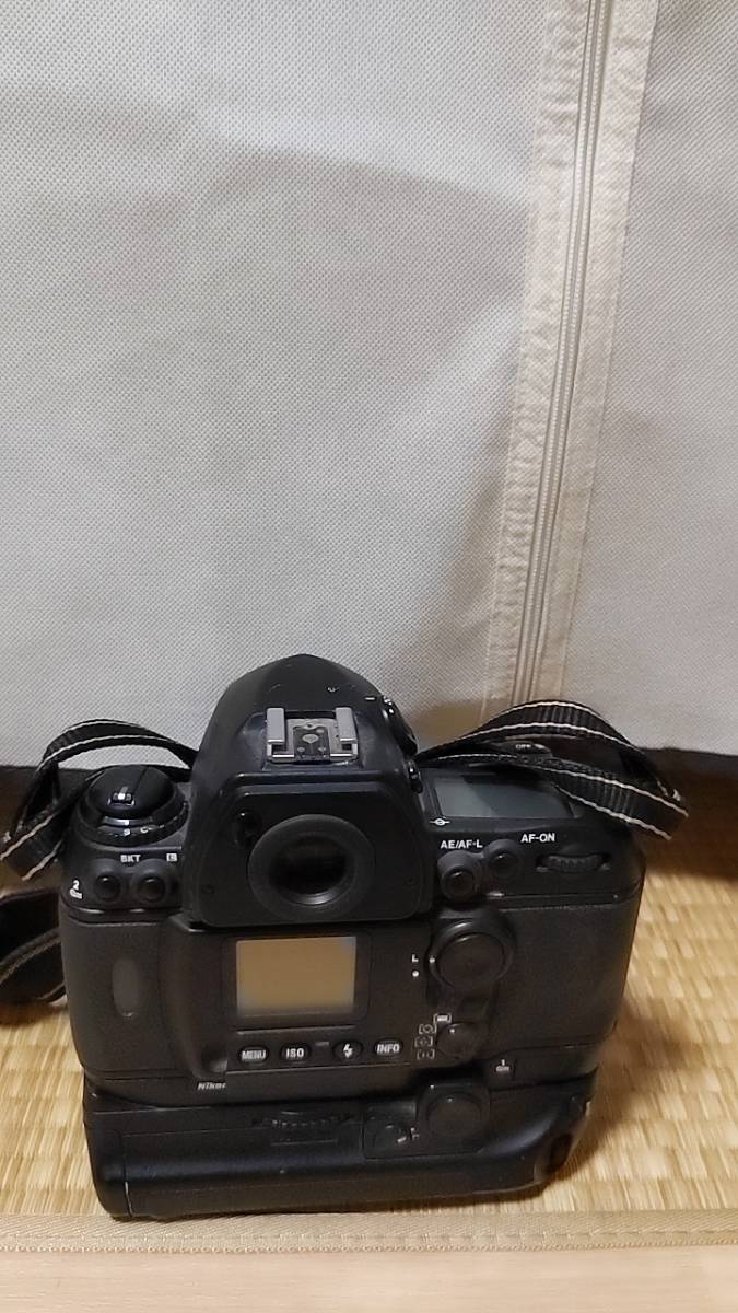 ニコン Nikon F6 デジタル一眼レフカメラ _画像4