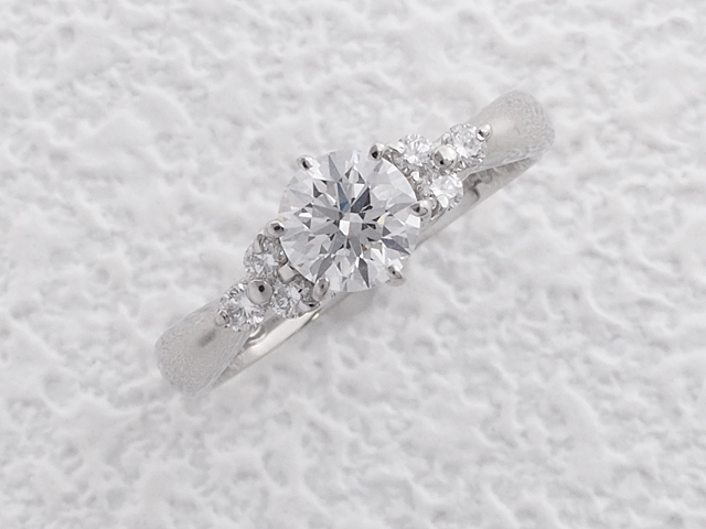 現品限り一斉値下げ!】 リング プラチナ Pt950 0.12ct ダイヤモンド 現品限り一斉値下げ!】 リング プラチナ Pt950 0.12ct ダイヤモンド