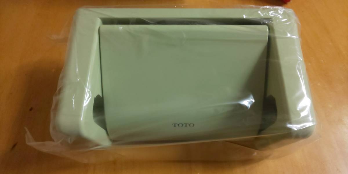 【新品・未施工】TOTO YH50 ♯SF4N ハーベストグリーン　ワンタッチ紙巻器 10-3　_画像6