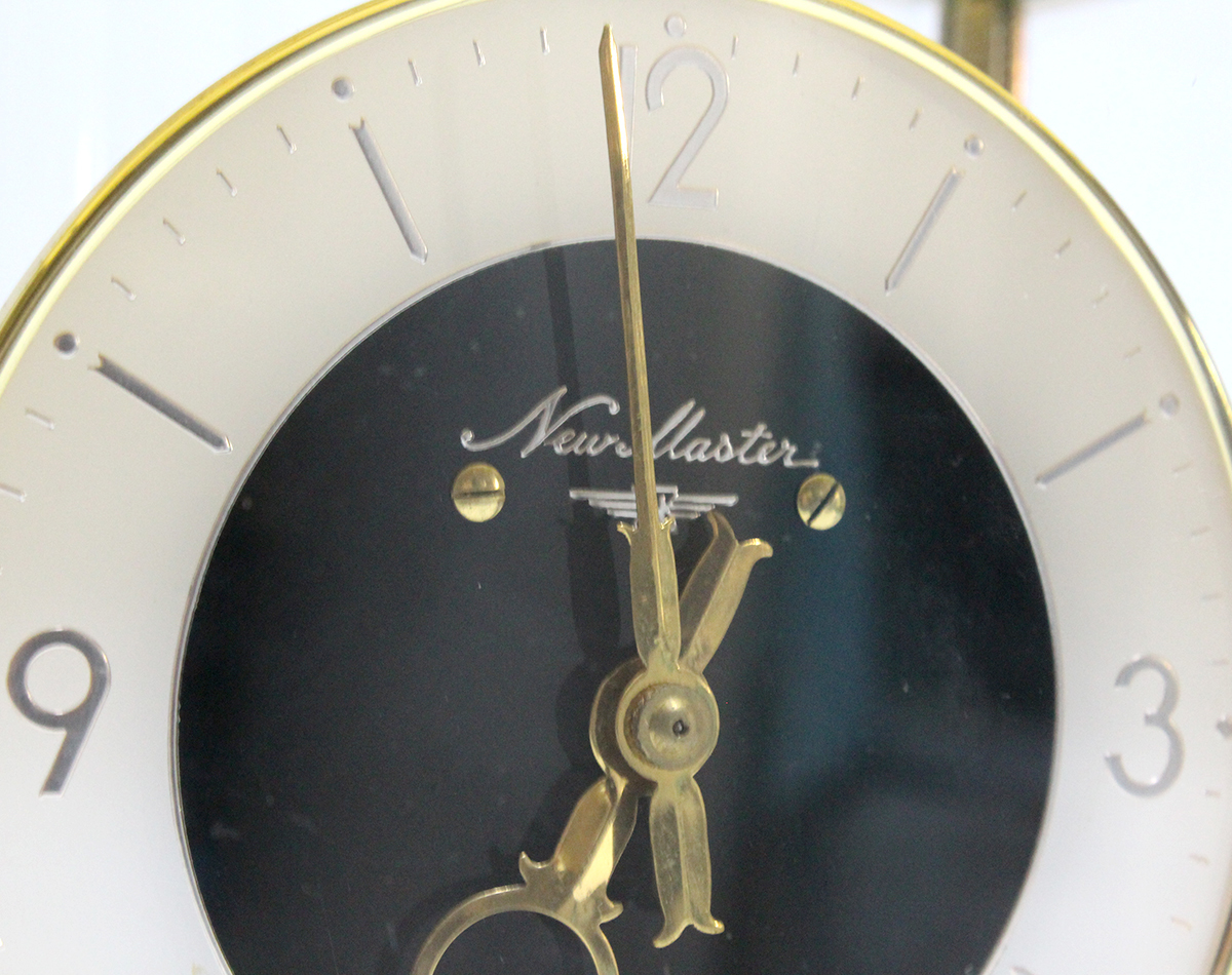 日新時計 New Master 100DAY　置時計　レトロ/ヴィンテージ 時計　回転式 ジャンク品として ya0645_画像2