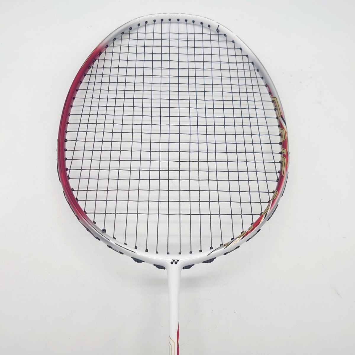 YONEX NANORAY 200 ヨネックス ナノレイ バドミントン ラケット 3U 公式 スポーツ レッド ホワイト ゴールド ブランド ロゴ tp-23x1061_画像3