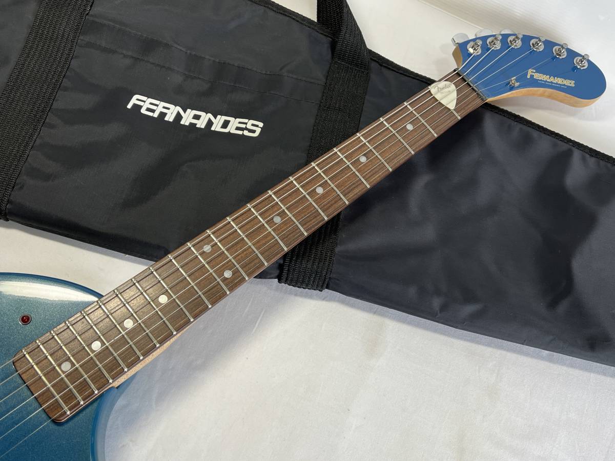 FERNANDES/フェルナンデス 　アンプ内蔵　　エレクトリックギター　 ZO-3　通電確認OK　ソフトケース付　　美品_画像10