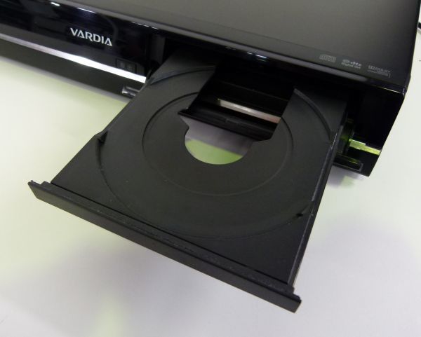 [IM] ジャンク TOSHIBA HDDレコーダー 東芝 HDD＆DVDビデオレコーダー VARDIA RD-E305K 2010年製 リモコンの画像9