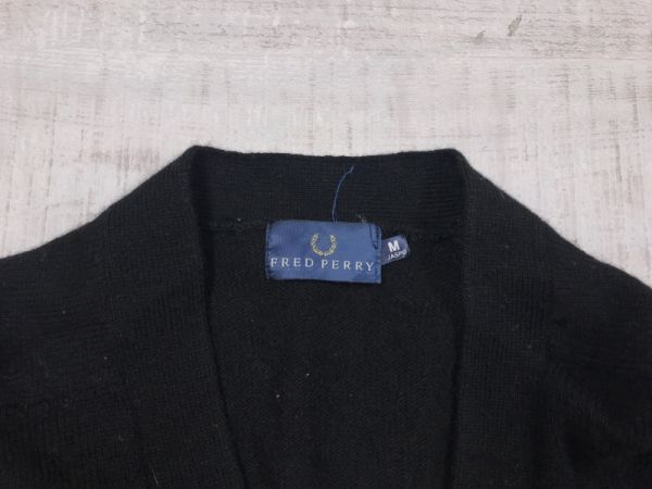 フレッドペリー FRED PERRY ヒットユニオン レトロ トラッド ストリート 古着 ニット カーディガン メンズ ウール100% ロゴ刺繍 M 黒_画像2