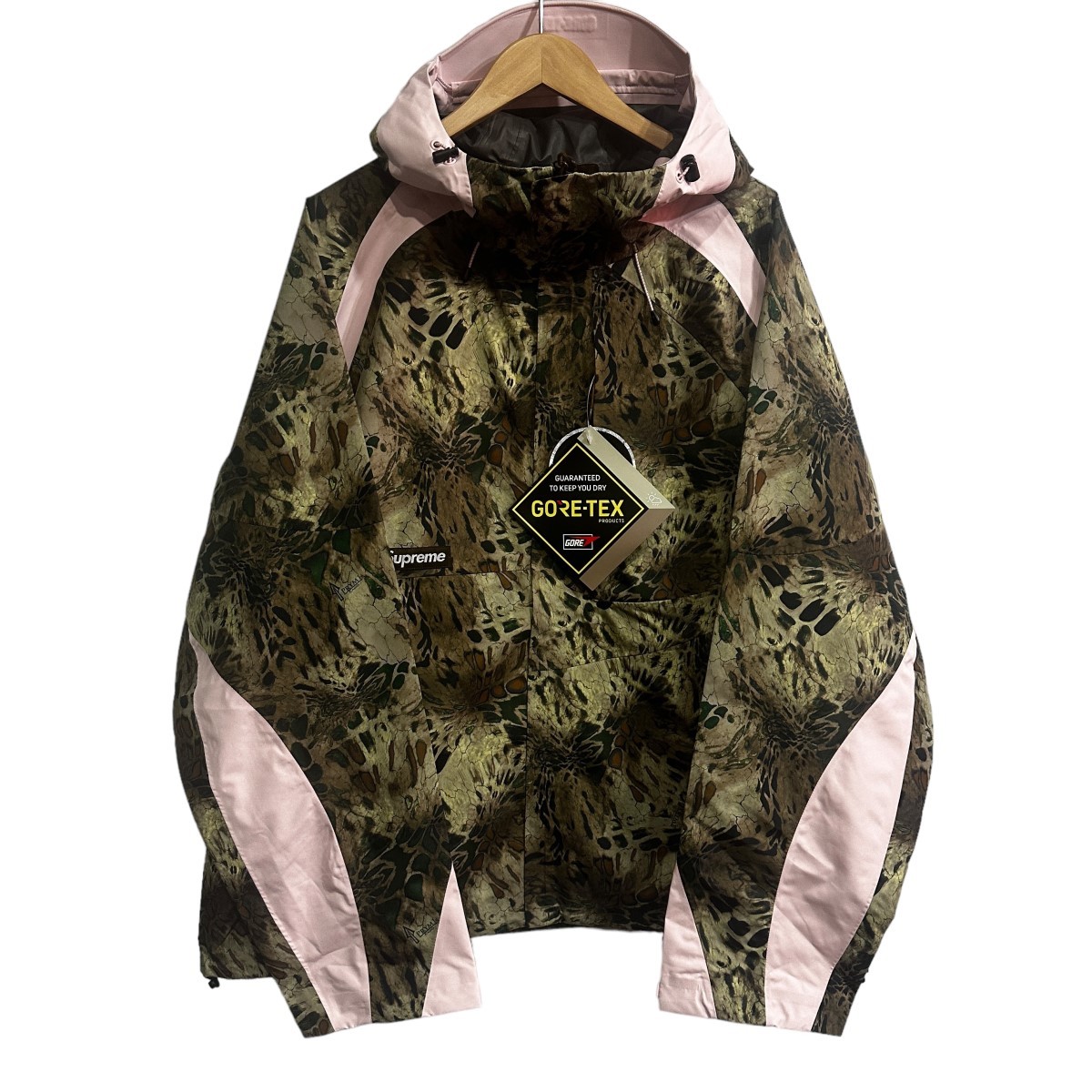 【美品】サイズXL 　シュプリーム SUPREME　 22SS GORE-TEX PACLITE Jacket ゴアテックス パックライトジャケット 8065000160750-_画像1