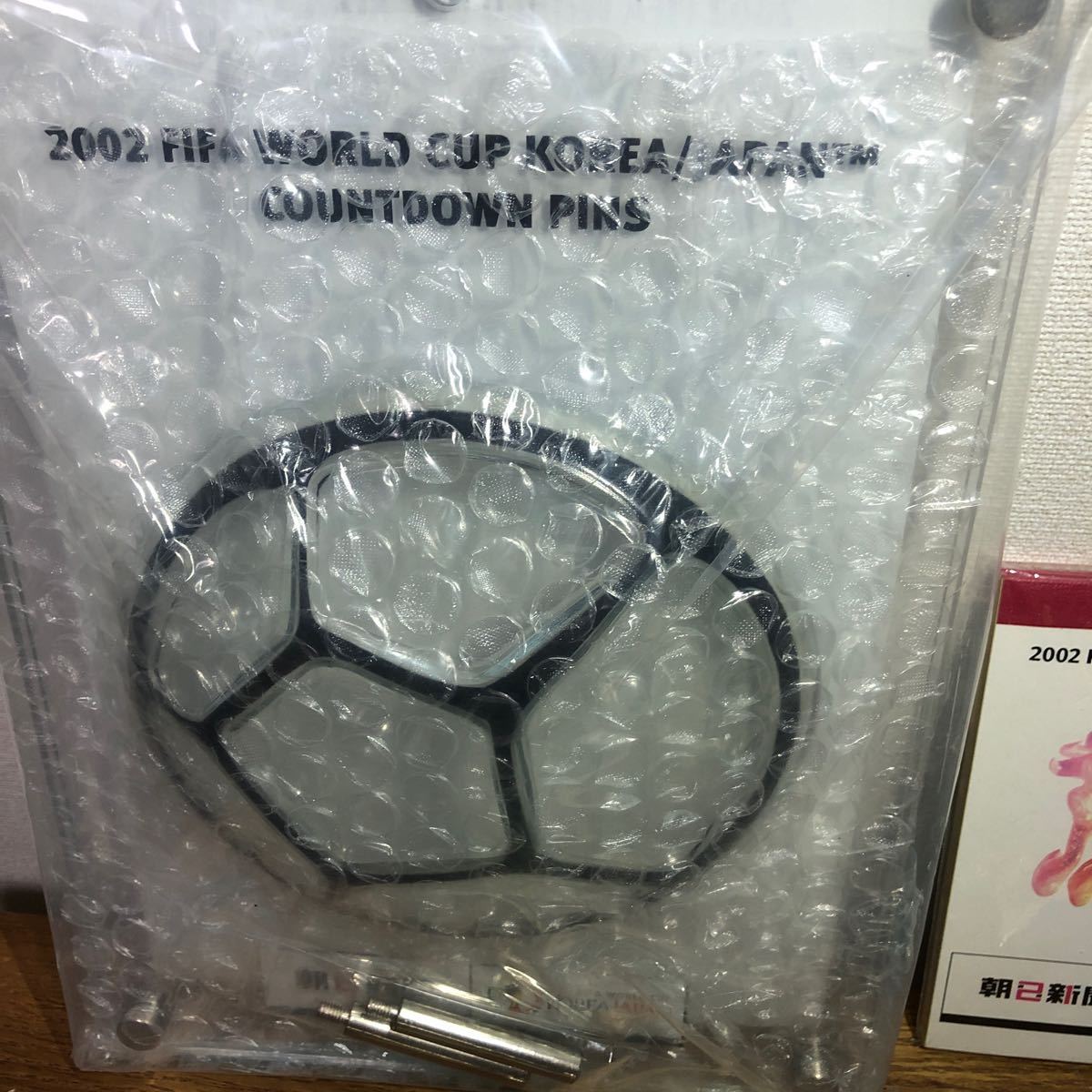  не использовался товар 2002 FIFA WORLD CUP Корея Япония World Cup футбол подсчет down булавка z суммировать булавка bachi значок 