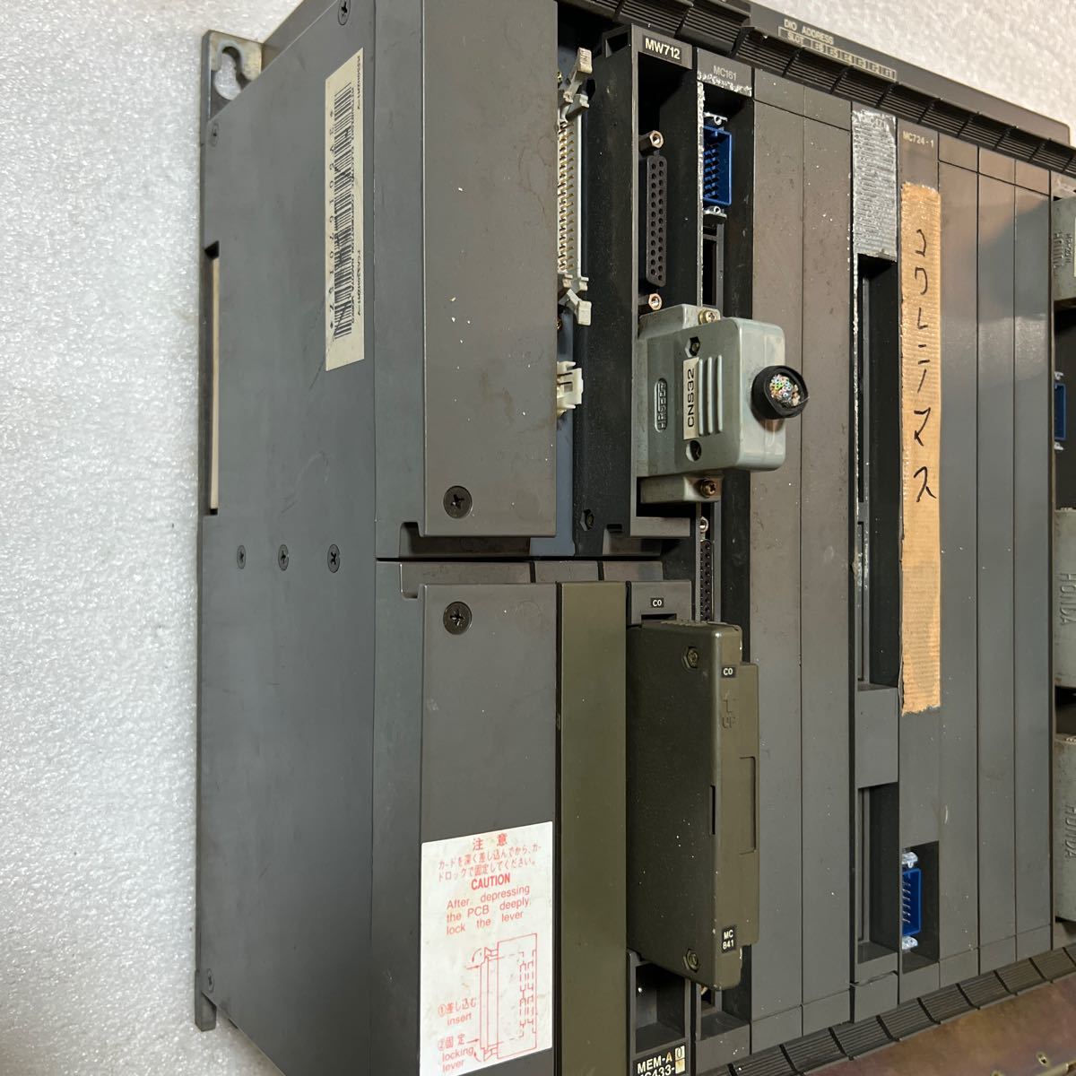 三菱電機CNC PLC シーケンサー FCA330HZM1-V 三菱電機CNC PLC シーケンサー FCA330HZM1-V