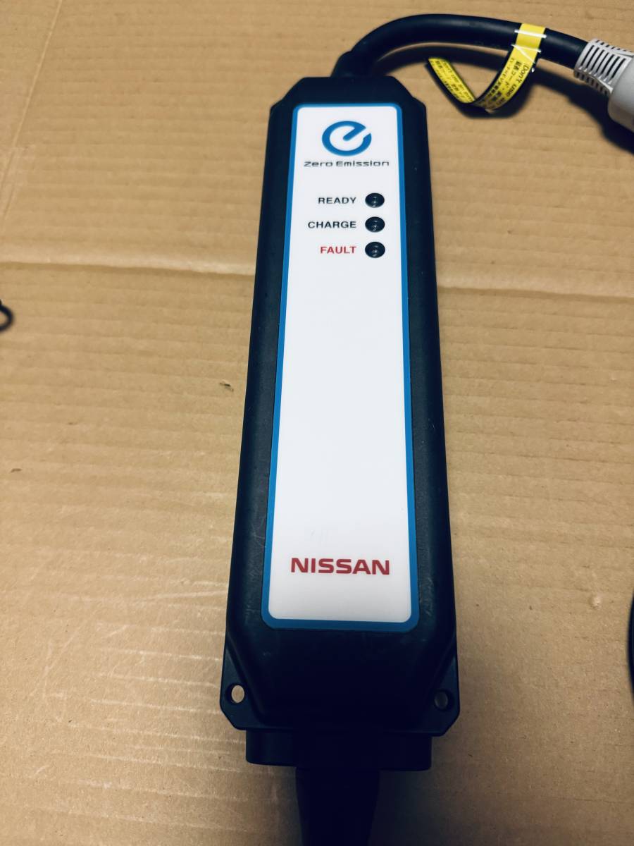 日産 リーフ 充電ケーブル 3NK0E 希少100Vコンセント用日産リーフ充電ケーブル3NK4E|Yahoo