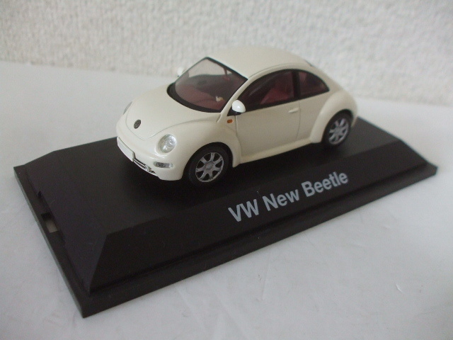 シュコー　Schuco　フォルクスワーゲン　ニュービートル　VOLKSWAGEN VW New Beetle　1/43　ホワイト　ミニカー　_画像2