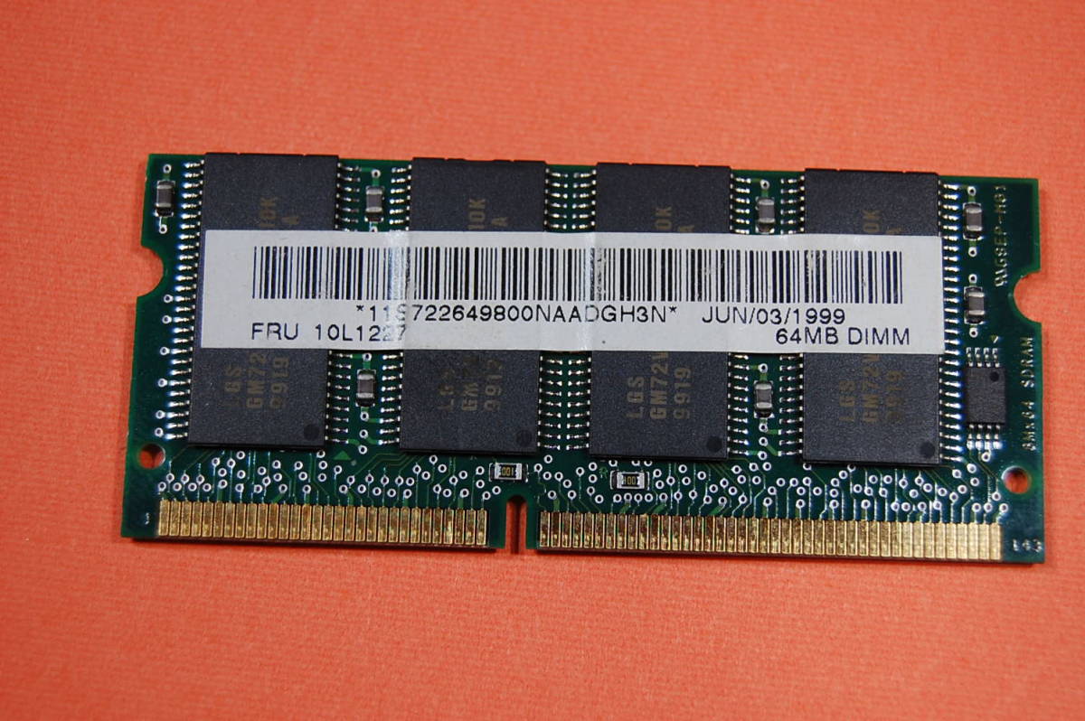 中古 メモリ ノート用 144Pin DIMM SDRAM 64MB ジャンク扱いにて NAADGH3N_画像1