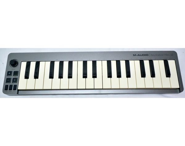 ●動作品　M-Audio Keystation Mini 32　USBキーボード_画像1