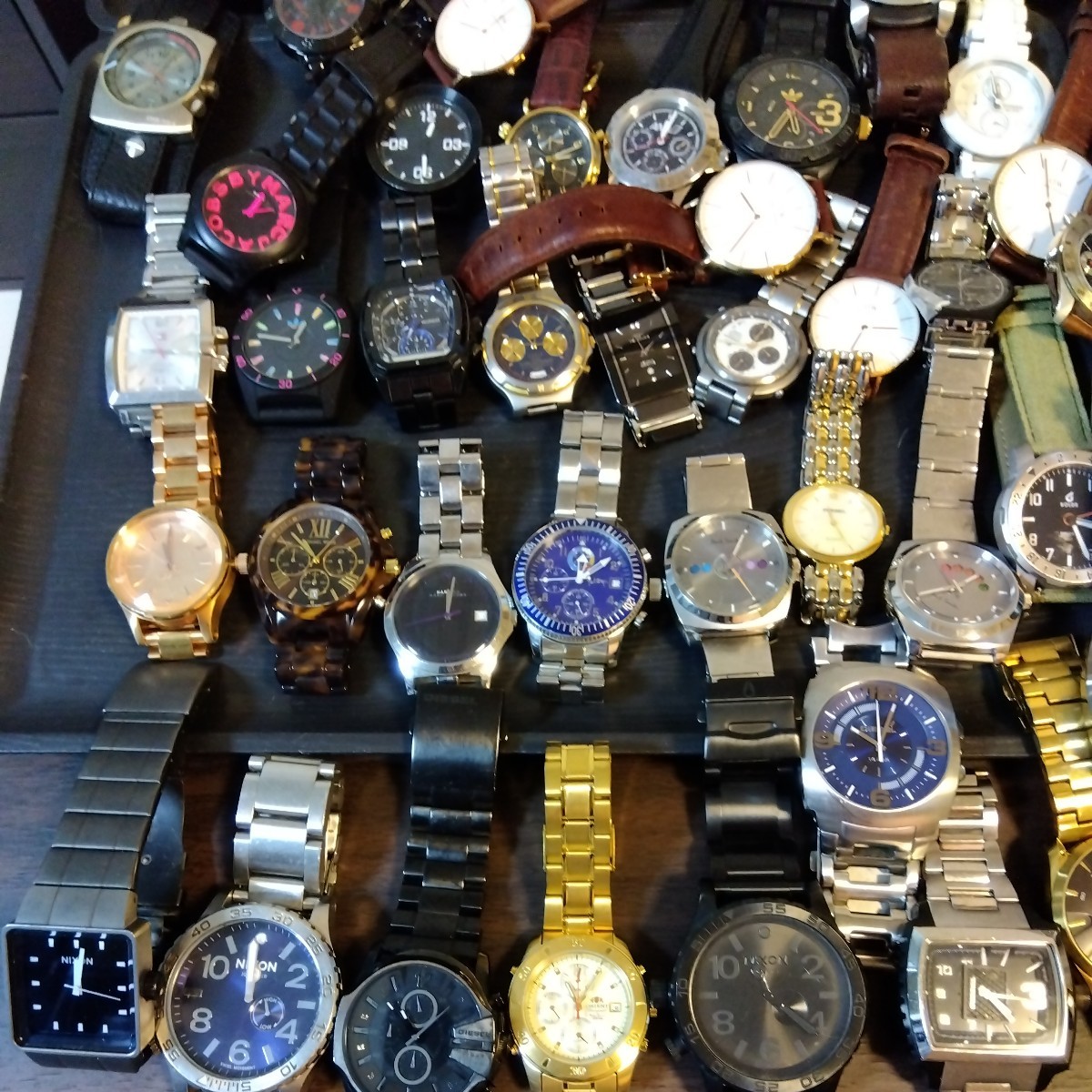 腕時計まとめて SEIKO CASIO DIESEL NIXON TISSOT TIMEX FOSSIL D＆G DW Paul smith TISSOT TECHNOS RICOHなど合計200個ジャンク_画像4