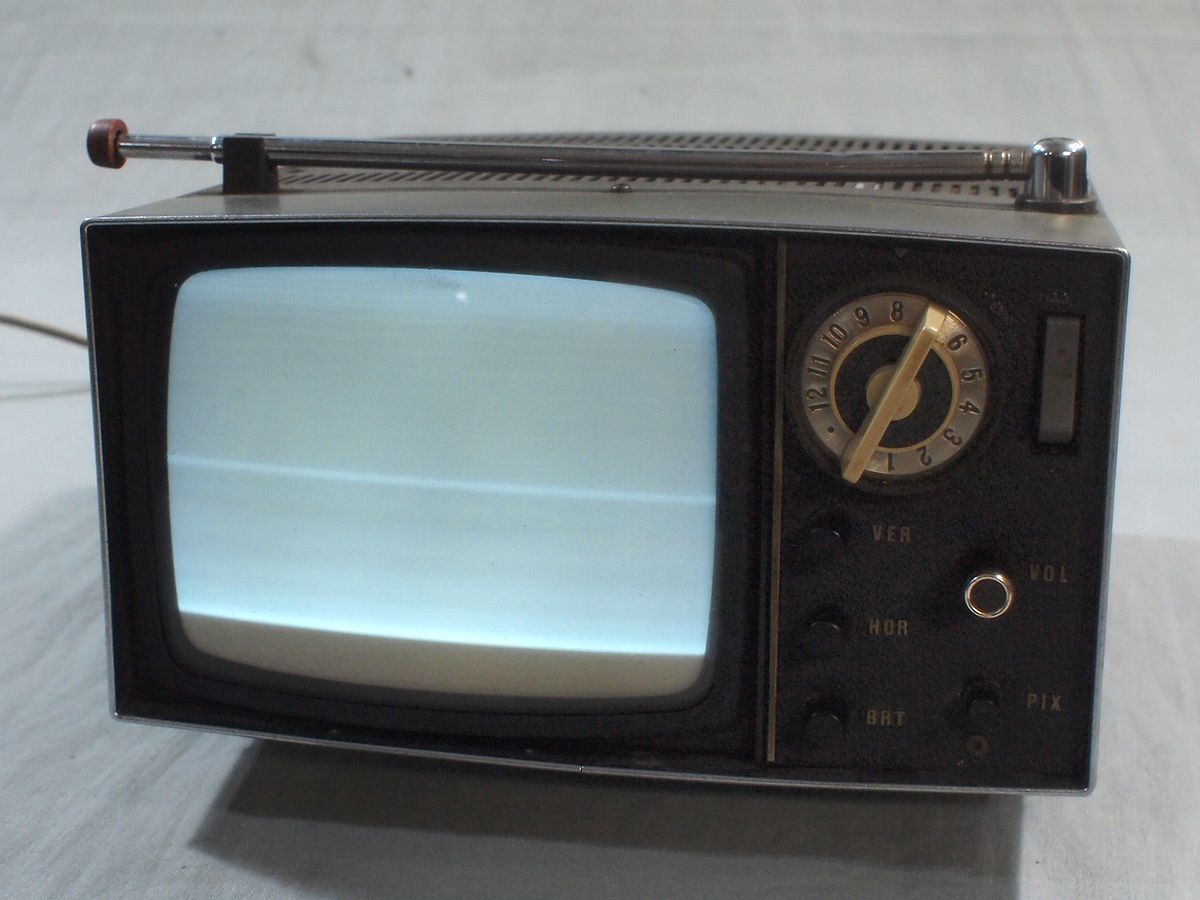 ■1960年代 SONY ソニー 5-303 小型 トランジスタ マイクロテレビ 白黒テレビ レトロ家電 昭和レトロ ビンテージ■_画像2