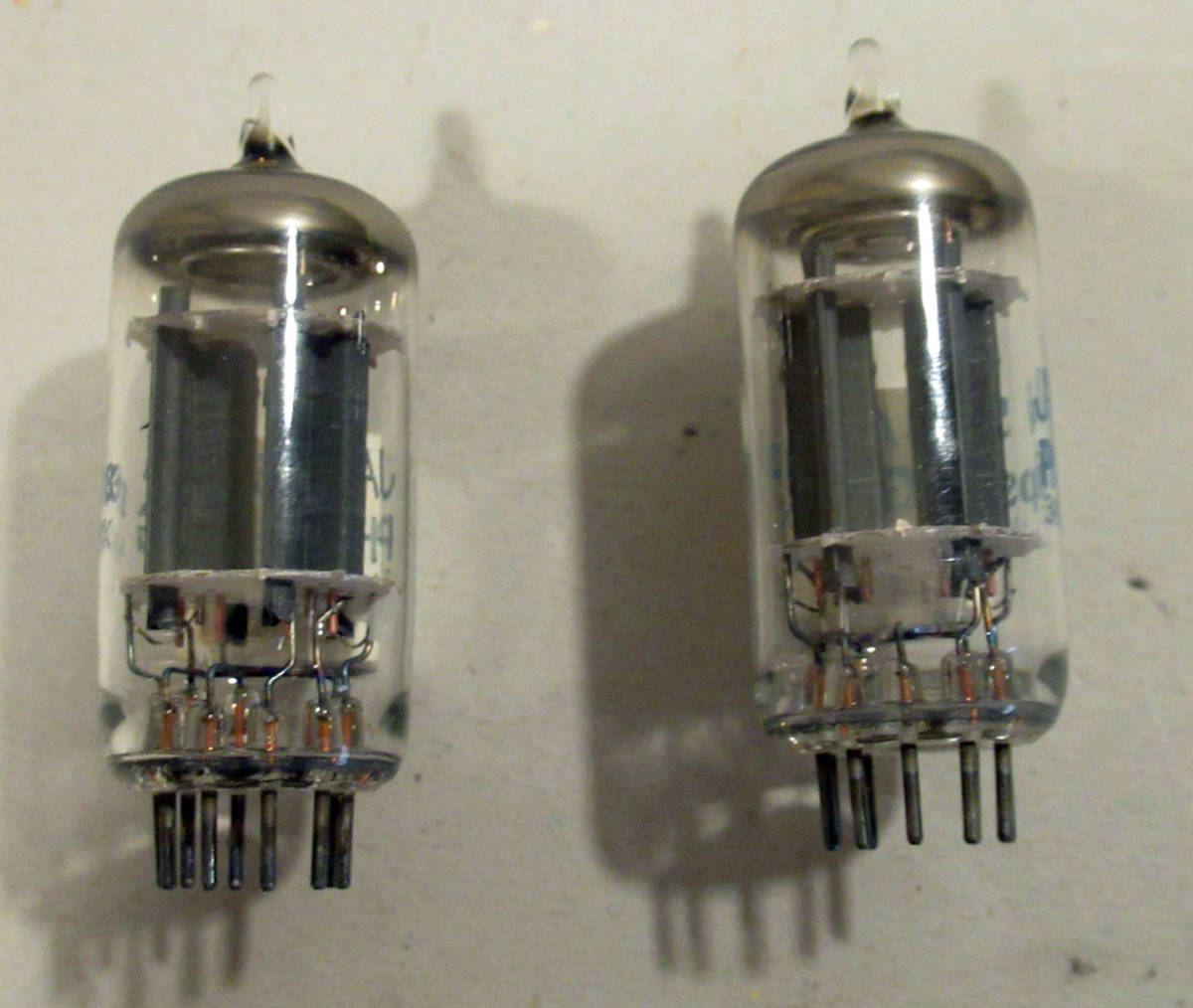 真空管　Philips　JAN5814A　ペア　E88CC 6N11 6DJ8 12AU7互換　動作確認済_画像4