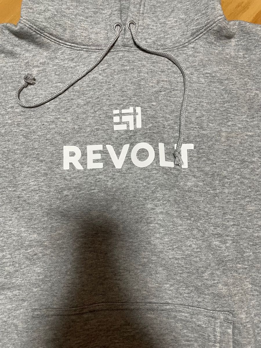 試着のみ　キーストン　REVOLT ロゴ　裏起毛　パーカー 受注生産品　　グレー