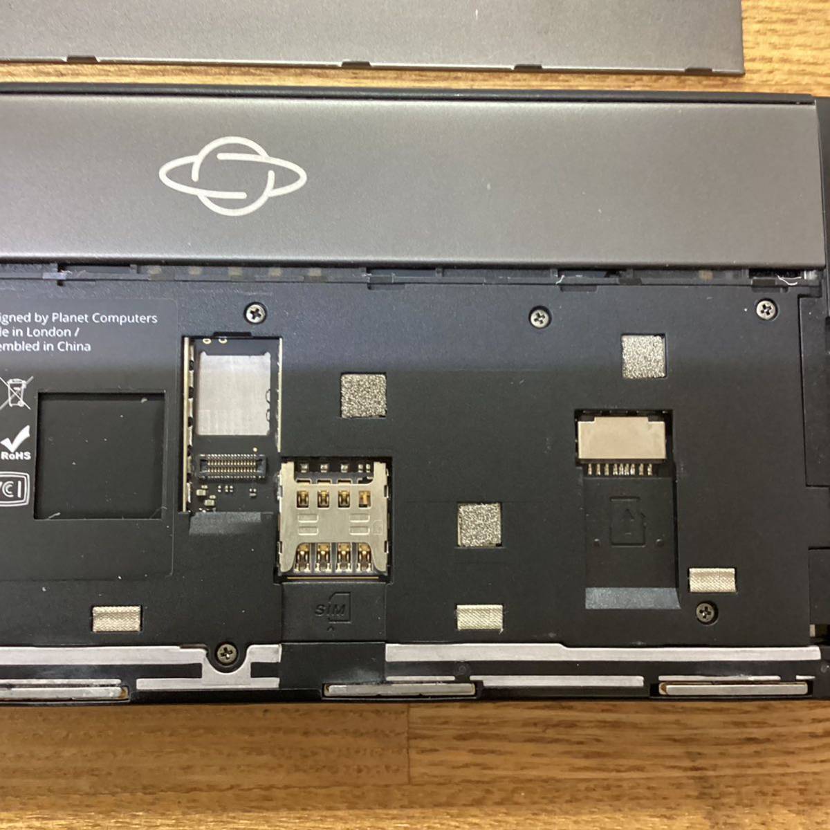 Gemini PDA 4G Planet Computers 日本語キーボード付き Wi-Fi SIMフリー Android ゆうパック60サイズ発送_画像4