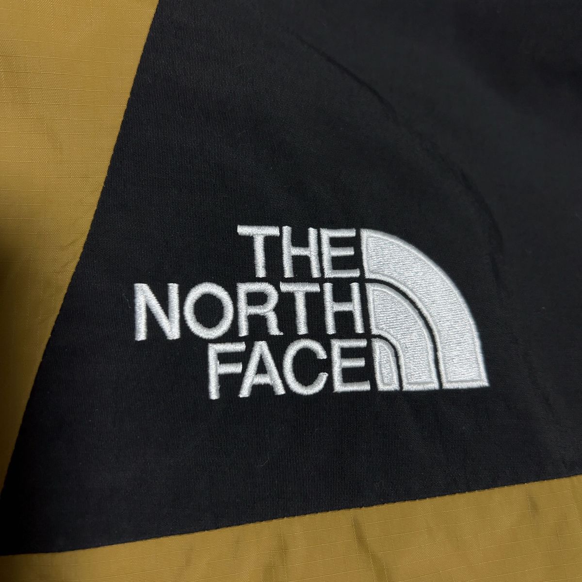 THE NORTH FACE ノースフェイス マウンテンライトジャケット 中綿防水 マウンテンパーカ フーディ BRK-XL