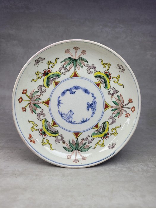 中国文物 古瓷 収集家の放出品 清代青花粉彩 花卉紋盤
