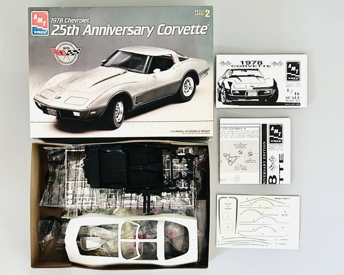 AMT ERTL「1/16 1978 コルベット 25th Anniversary」未組立品_画像4