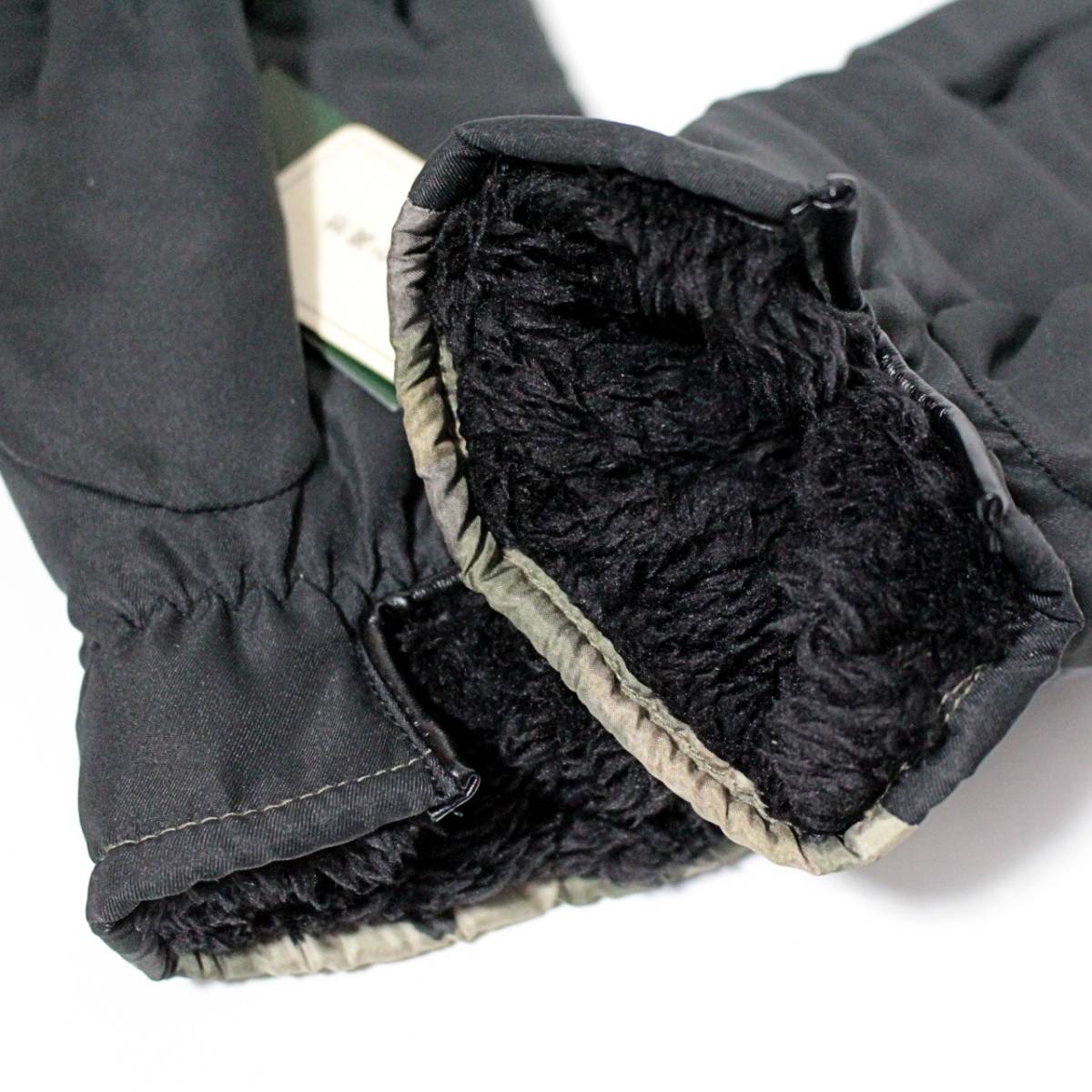 新品 アダバット 裏地暖かボア素材 ワンポイントカモフラージュ柄 グローブ 手袋 25㎝　K2790o_画像5