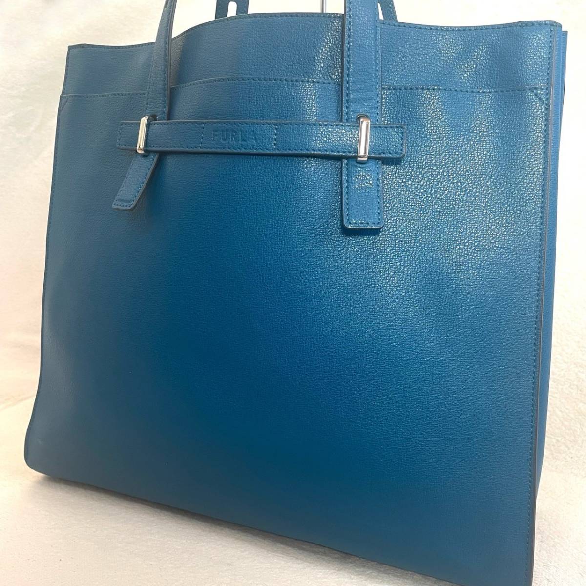 希少/極美品 現行 A4収納 フルラ FURLA ジョーヴェ トートバッグ