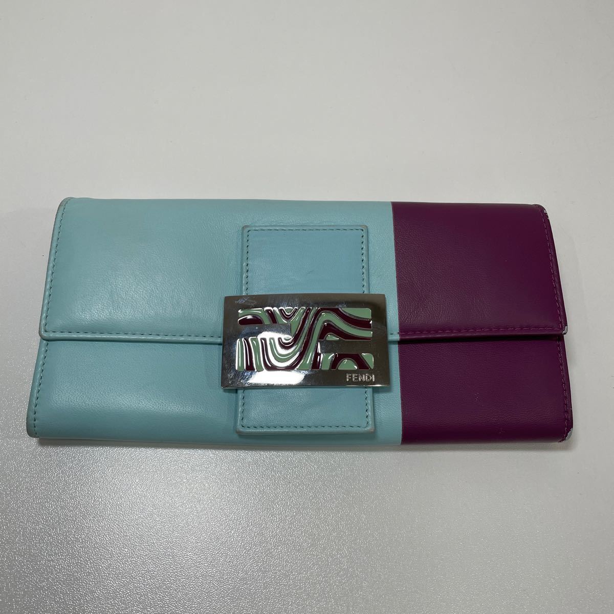 G◎ FENDI フェンディ 財布 ウォレット レザー 箱付き_画像1