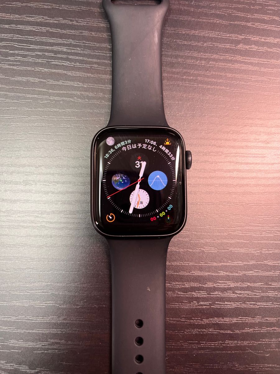 お取り寄せ受注生産 Apple Watch SE（GPSモデル）44mmスペースグレイ