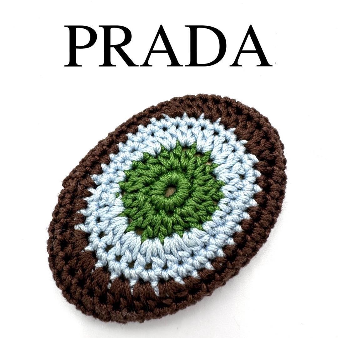 PRADA プラダ ブローチ アクセサリー ワンポイントロゴ マルチカラー_画像1