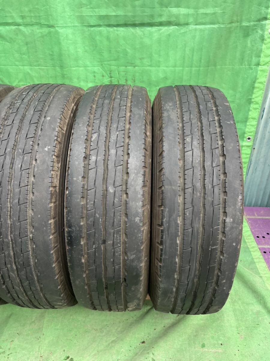 205/70R16 111/109 L LT 12PR YOKOHAMA LT151R 6本タイヤ　2022年製 送料無料_画像2