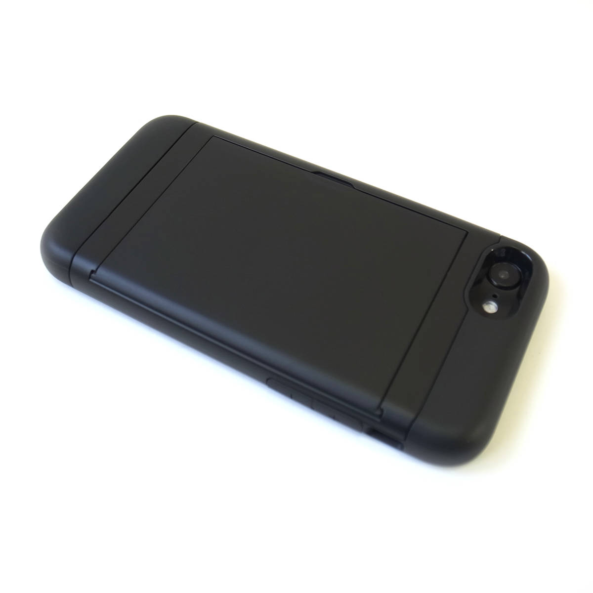 カード収納 iPhoneケース ブラック iPhoneSE 第2世代 第3世代 iPhone7 iPhone8 対応 液晶フィルム付き_画像3