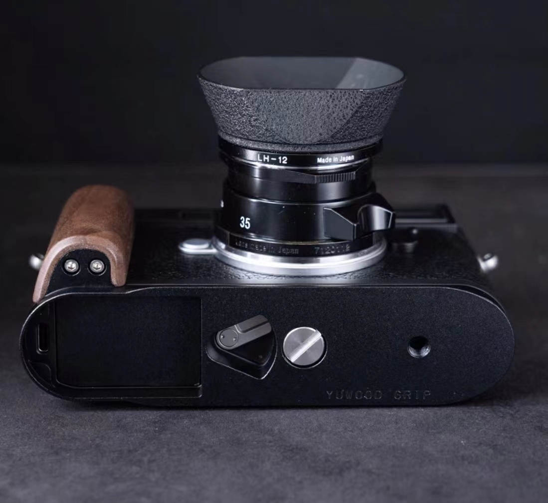 14212円 新品 LEICA ライカ m11用 ハンドグリップ (紫檀 14212円 新品 LEICA ライカ m11用 ハンドグリップ (紫檀
