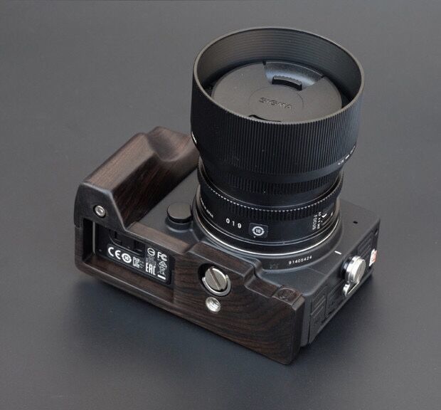 新品 SIGMA fp シグマ FP用ハンドグリップ(黒檀/エボニー 新品 SIGMA fp シグマ FP用ハンドグリップ(黒檀/エボニー