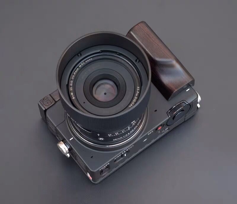 新品 SIGMA fp シグマ FP用ハンドグリップ(黒檀/エボニー 新品 SIGMA fp シグマ FP用ハンドグリップ(黒檀/エボニー