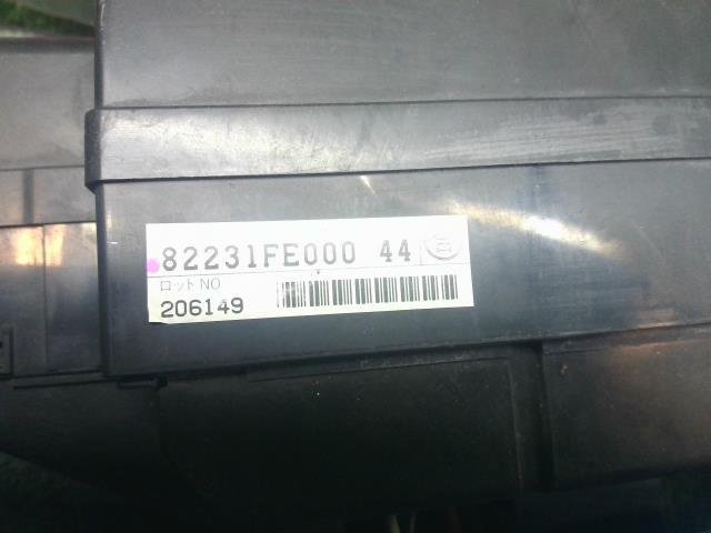  Subaru Impreza WRXSTI limited B type GDB original fuse box engine room left side 82231-FE000-44 Harness attaching color fading defect less 