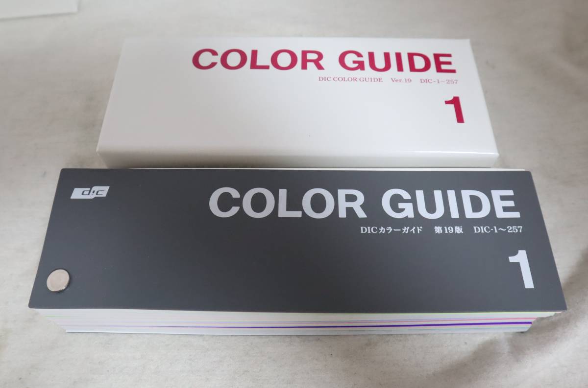 DIC/COLOR GUIDEカラーガイド/第19版/色見本◆1~3巻＋カラー セレクター/mini1~3巻/取説/元箱 付き_画像4