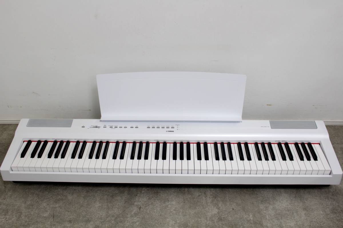 97引取大歓迎/程度良YAMAHAヤマハP-125WH/20年製デジタル電子ピアノ/ホワイト系88鍵盤/電源アダプタ譜面立てフット ペダル取説 付/動作OK_画像2