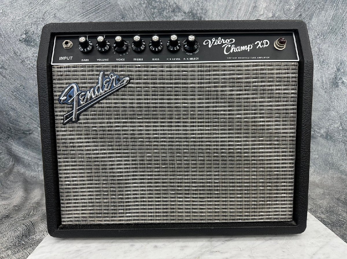 □t535　中古★Fender　フェンダー　Vibro Champ XD　ギターアンプ_画像2