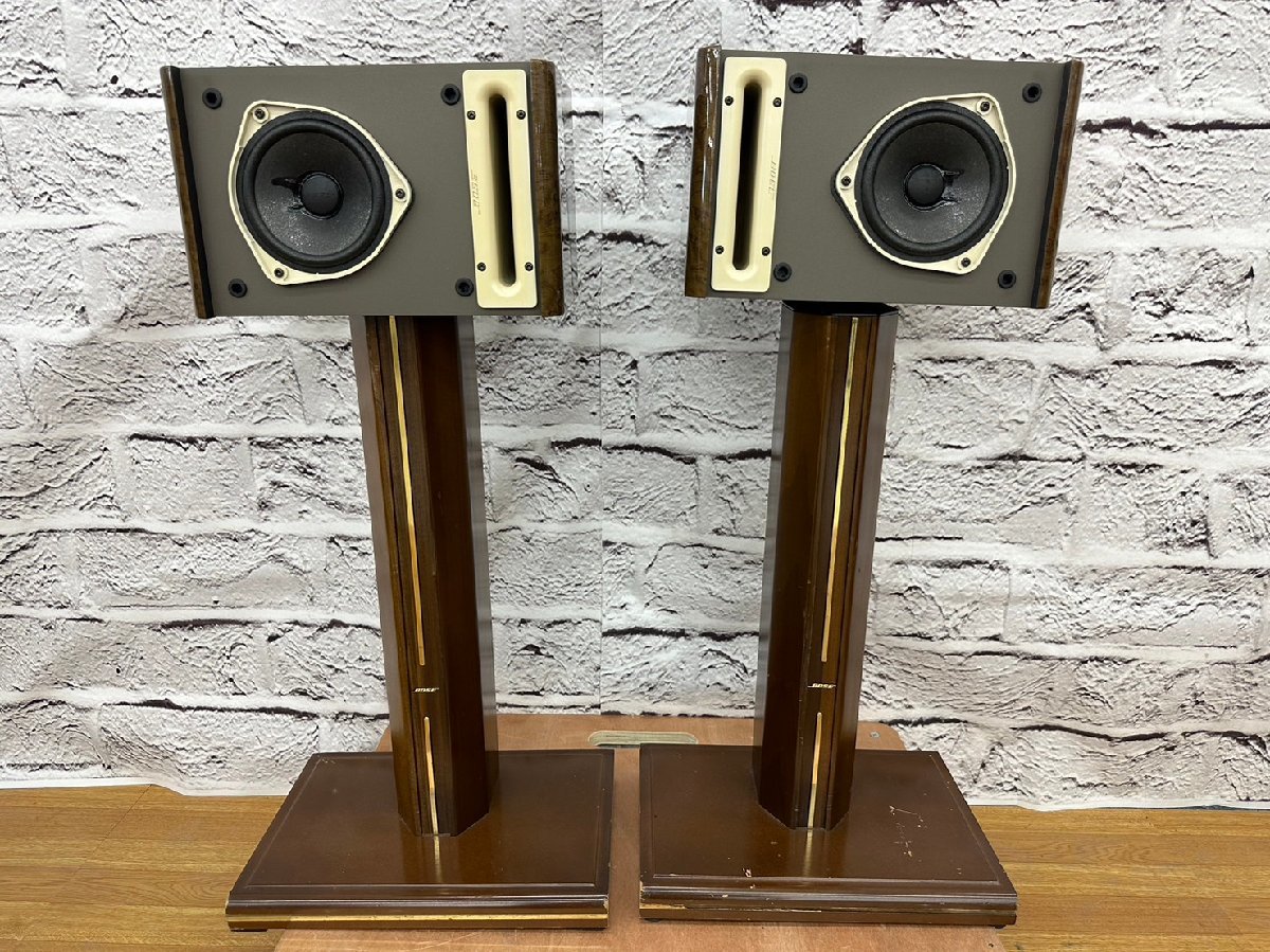 □t779　中古★BOSE 　121　ペアスピーカー　スタンド付き　【2個口発送】_画像3