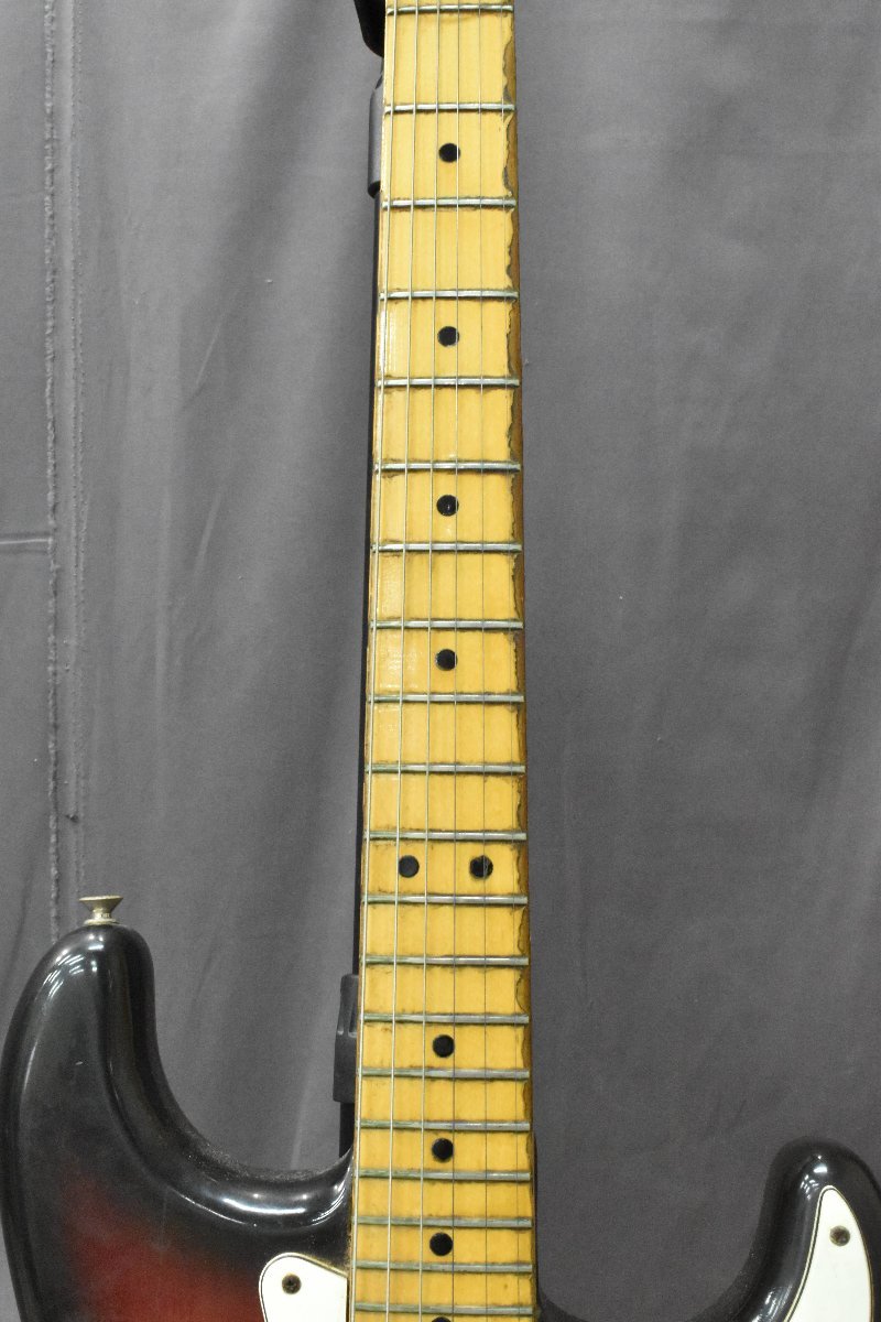 ◇s4367 ジャンク品 Fender フェンダー エレキギター Japan stratocaster_画像3