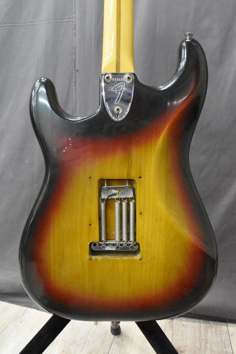 ◇s4367 ジャンク品 Fender フェンダー エレキギター Japan stratocaster_画像6