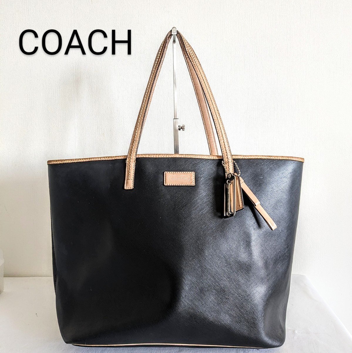 COACH コーチ　F24341　トートバッグパークメトロ　レザー　片掛け　ブラック　通勤　通学　A4　容量◎　レディースバッグ　人気ブランド_画像1