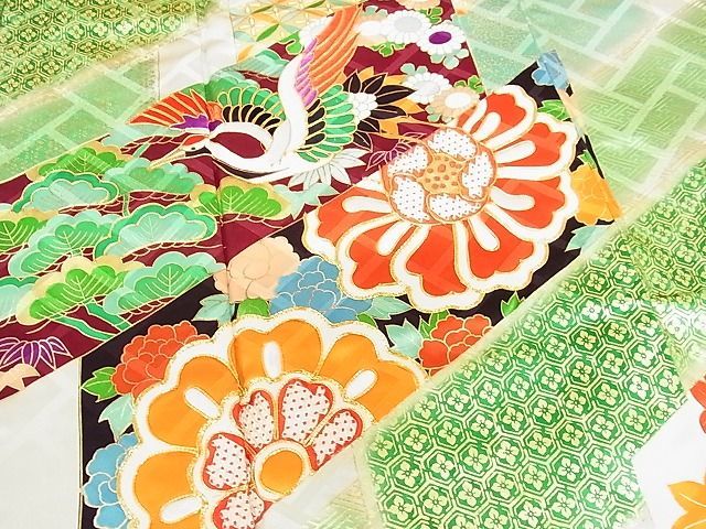 平和屋-こころ店■豪華振袖　駒刺繍　飛鶴花文　暈し染め　金彩　着丈167.5cm　裄丈68cm　正絹　逸品　B-ey6081_画像4