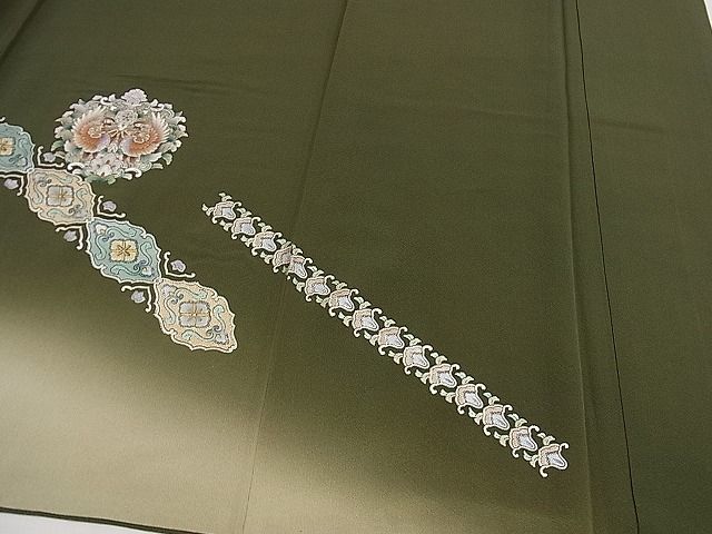 平和屋1■訪問着　向かい鳥花唐草文　暈し染め　金銀彩　逸品　tx9545_画像5