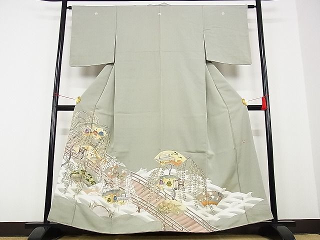 平和屋-こころ店■豪華色留袖 渡り橋地紙人物風景文 金彩 着丈158.5cm 裄丈62cm 正絹 逸品 B-ey6323の画像1